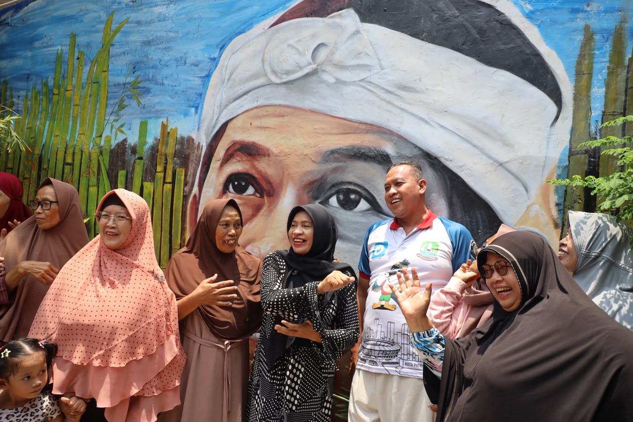 RW 14 Pekayon Jaya Ditargetkan Jadi Kampung Pasundan, Wali Kota Bekasi Apresiasi Semangat Gotong Royong Warga RW 14 Pekayon Jaya Ditargetkan Jadi Kampung Pasundan, Wali Kota Bekasi Apresiasi Semangat Gotong Royong Warga