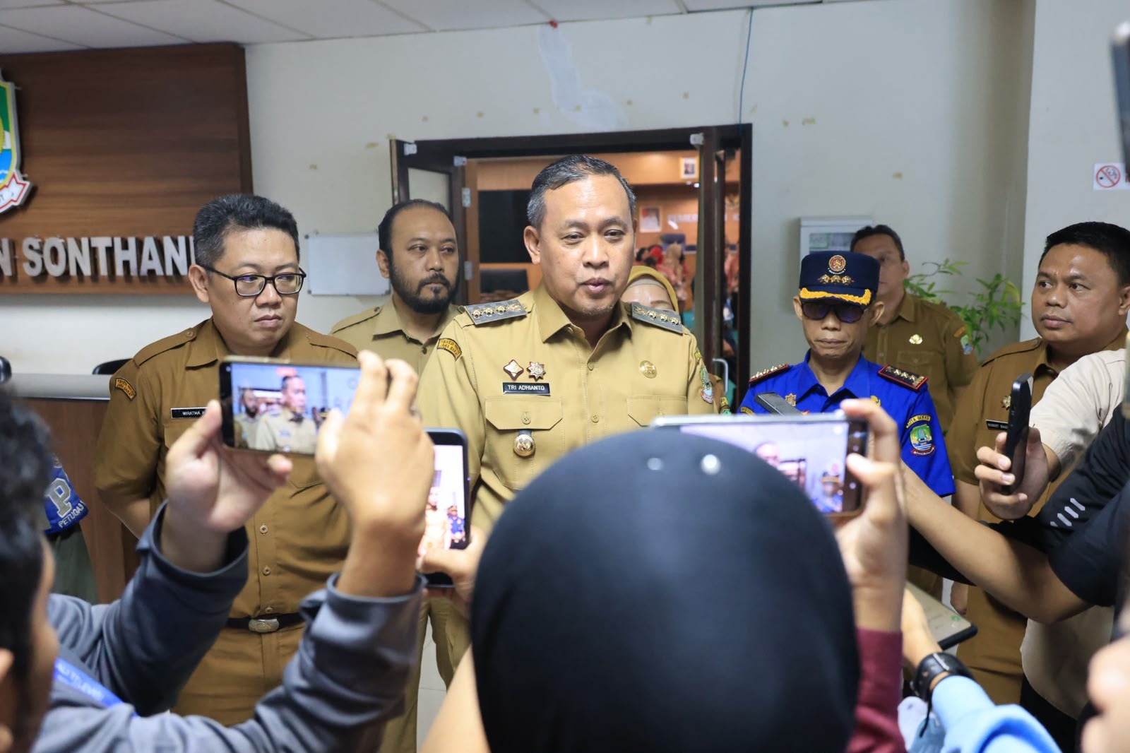 Pemkot Bekasi Resmi Terapkan PJJ Sekolah, Antisipasi Sebaran Abu Vulkanik Pemkot Bekasi Resmi Terapkan PJJ Sekolah, Antisipasi Sebaran Abu Vulkanik