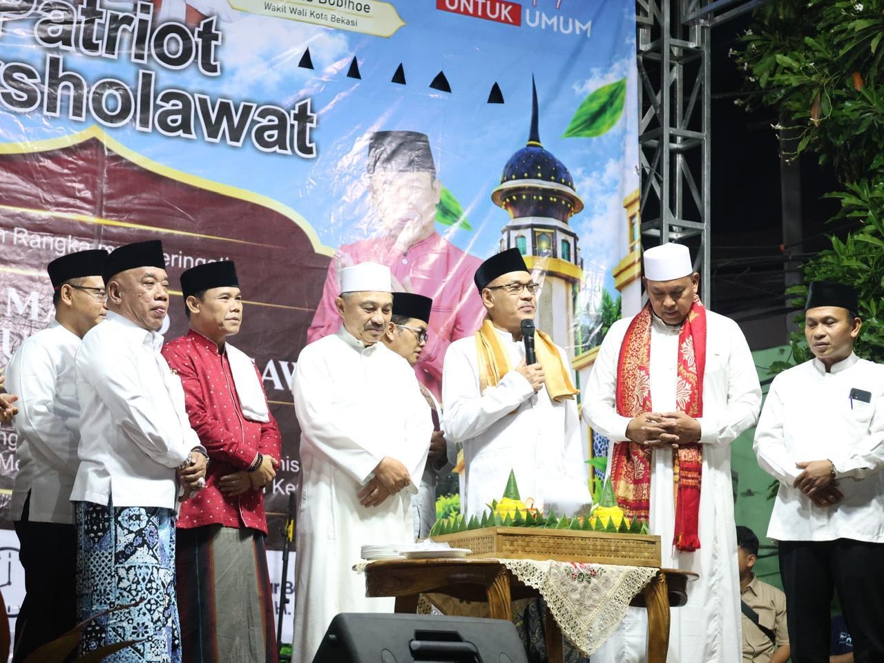 Wali Kota Bekasi Gelar Maulid di Pasar, Bicara Keteladanan Rasul dalam Berdagang