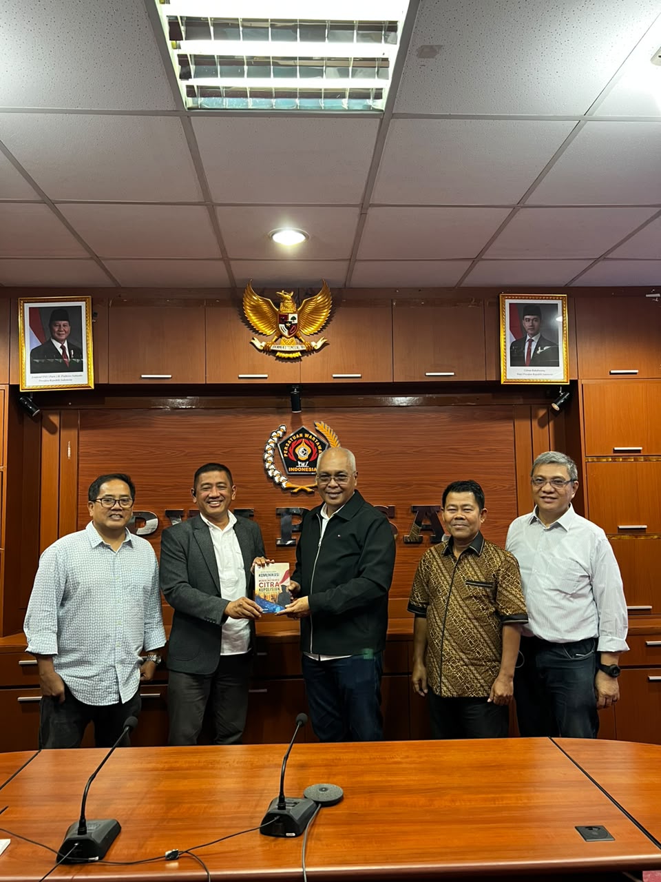 PWI Pusat Tawarkan Model PRISM Untuk Penguatan Kepercayaan Publik Terhadap Polri PWI Pusat Tawarkan Model PRISM Untuk Penguatan Kepercayaan Publik Terhadap Polri